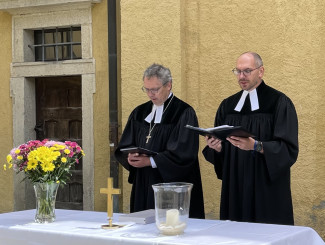Gottesdienst auf Schloss Neuburg